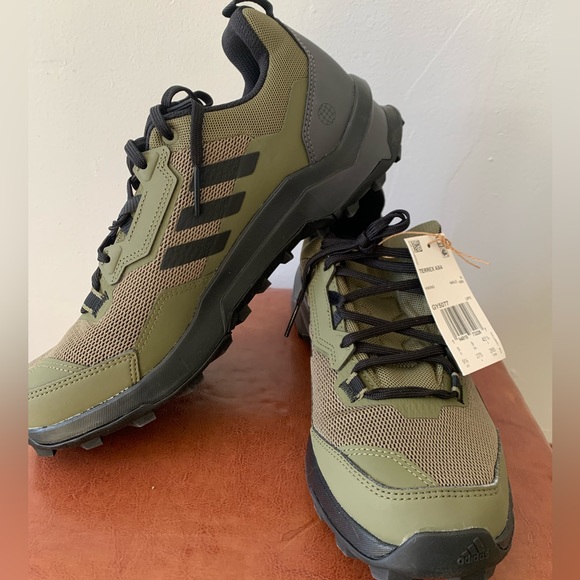 Adidas Terrex AX4:  hiking shoe - Picture 1 of 4